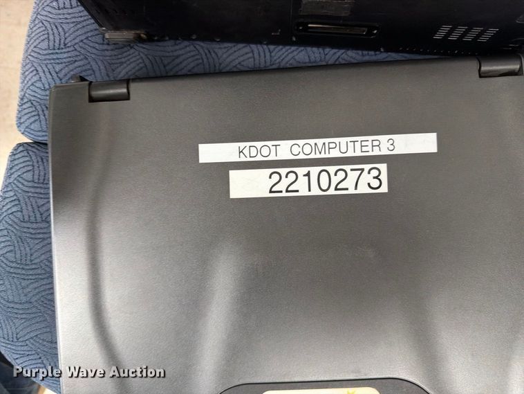 image for item DY3389 (6) Dura book laptops