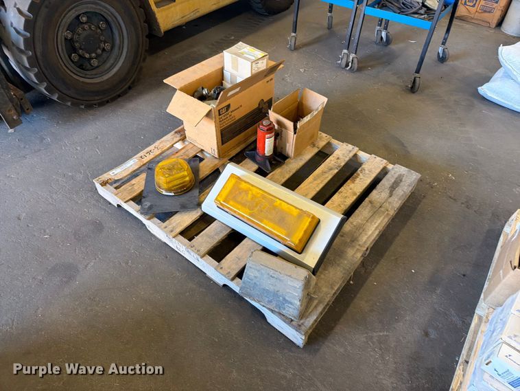 image for item DY3393 Tools