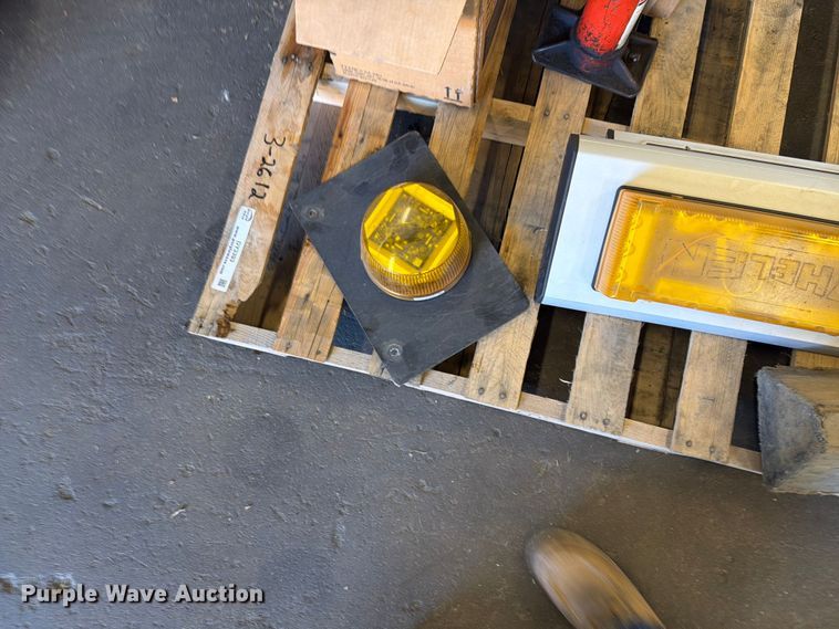 image for item DY3393 Tools
