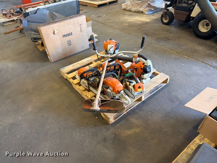 image for item DY3396 Lawn equipment