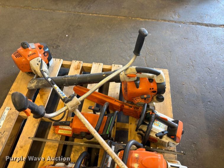 image for item DY3396 Lawn equipment