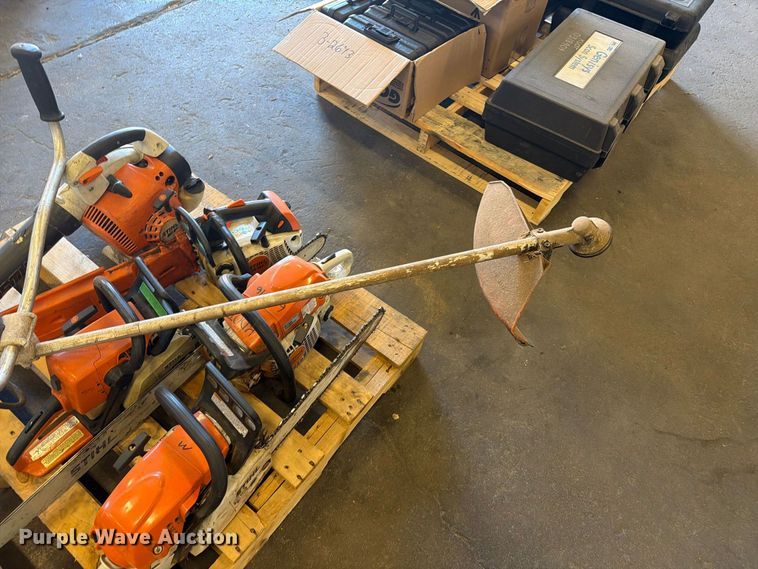 image for item DY3396 Lawn equipment