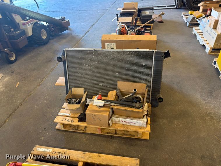 image for item DY3399 Truck parts