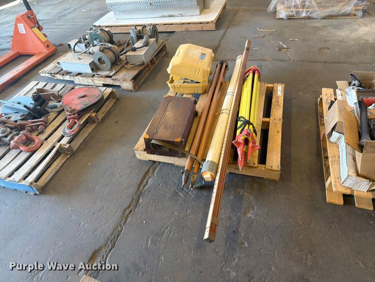 image for item DY3400 Topcon surveying equipment 