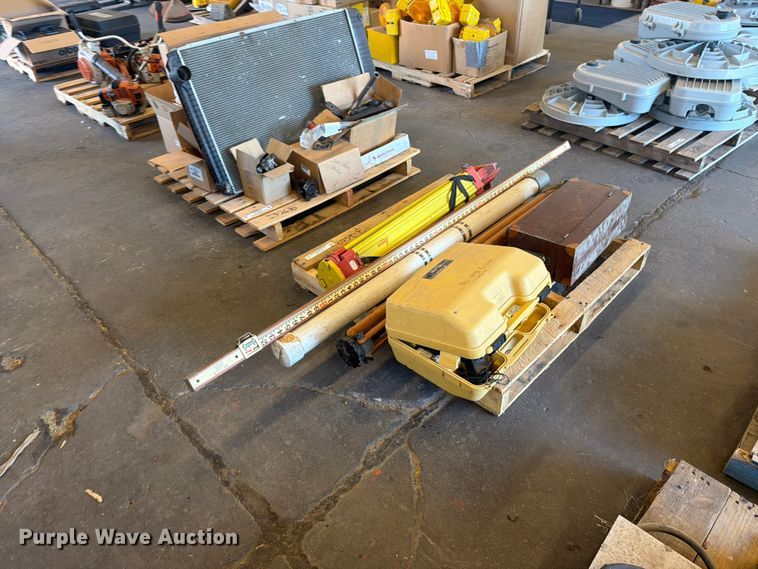 image for item DY3400 Topcon surveying equipment 