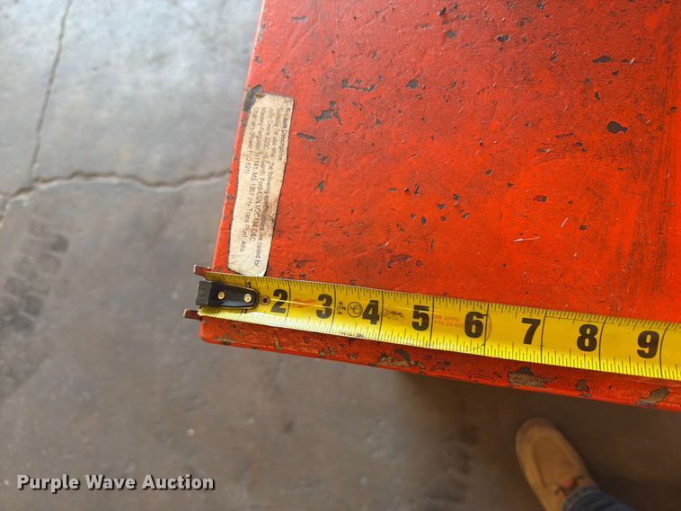 image for item DY3403 Oil tank