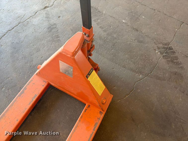 image for item DY3404 Pallet jack