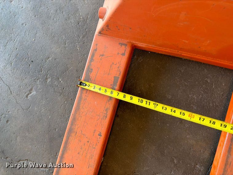 image for item DY3404 Pallet jack