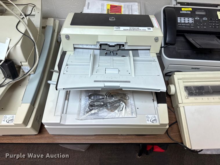 image for item DY8132 Electronics