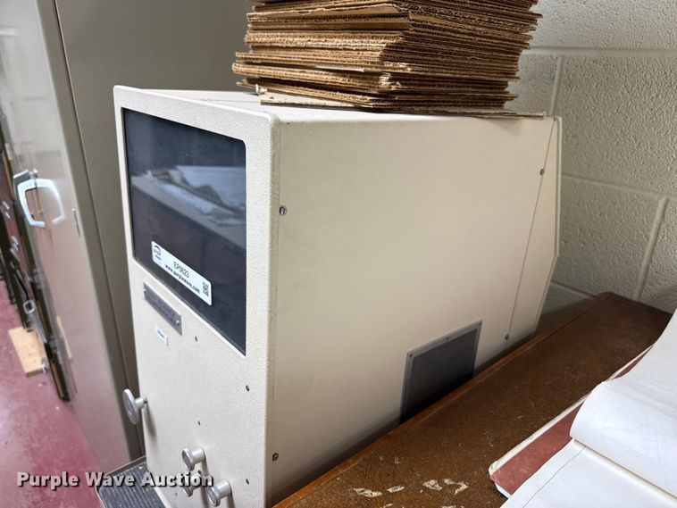 image for item EP0623 1976 3M microfilm reader