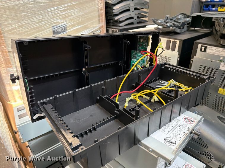 image for item EP7582 (5) uninterruptible power systems