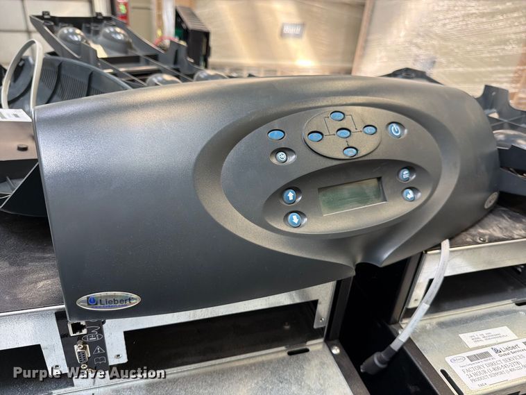 image for item EP7582 (5) uninterruptible power systems