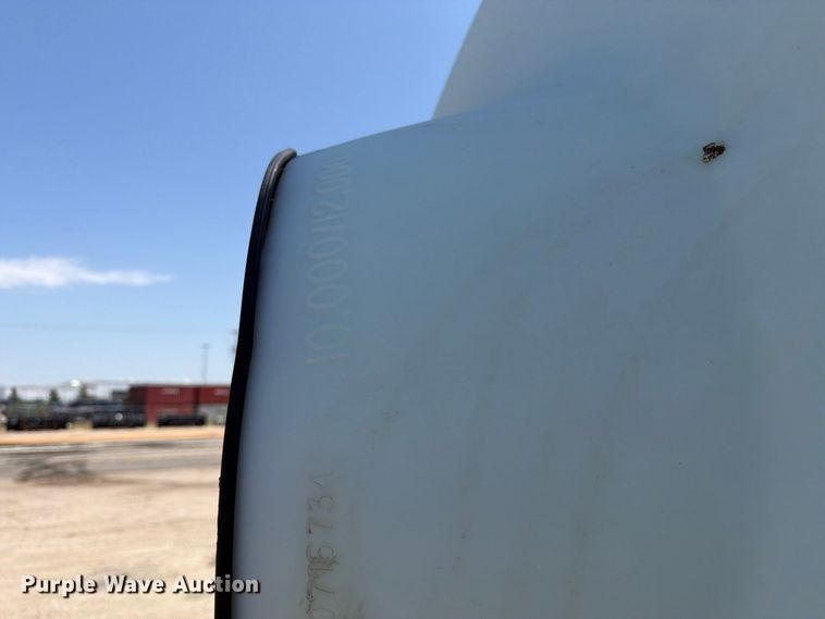 image for item EP7583 2009 Sprayer Specialties poly tank