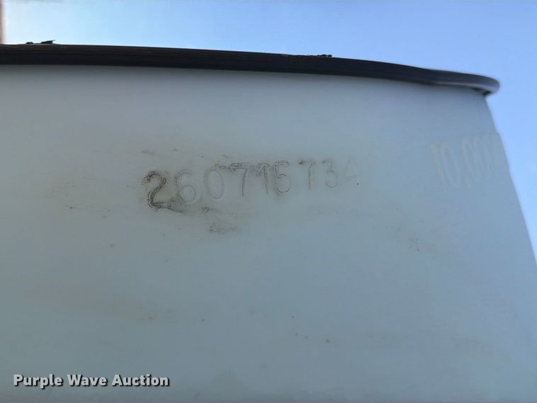 image for item EP7583 2009 Sprayer Specialties poly tank