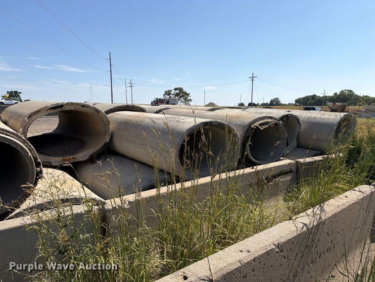 image for item EP7586 (33) concrete culverts