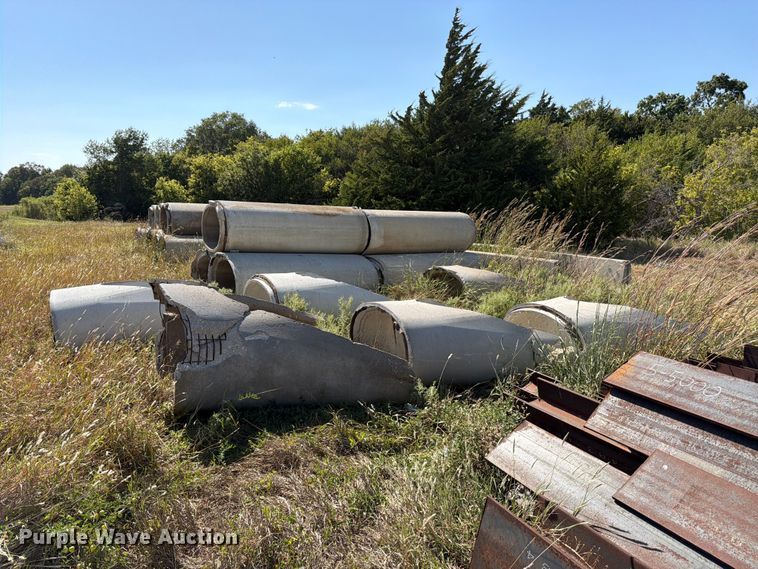 image for item EP7586 (33) concrete culverts