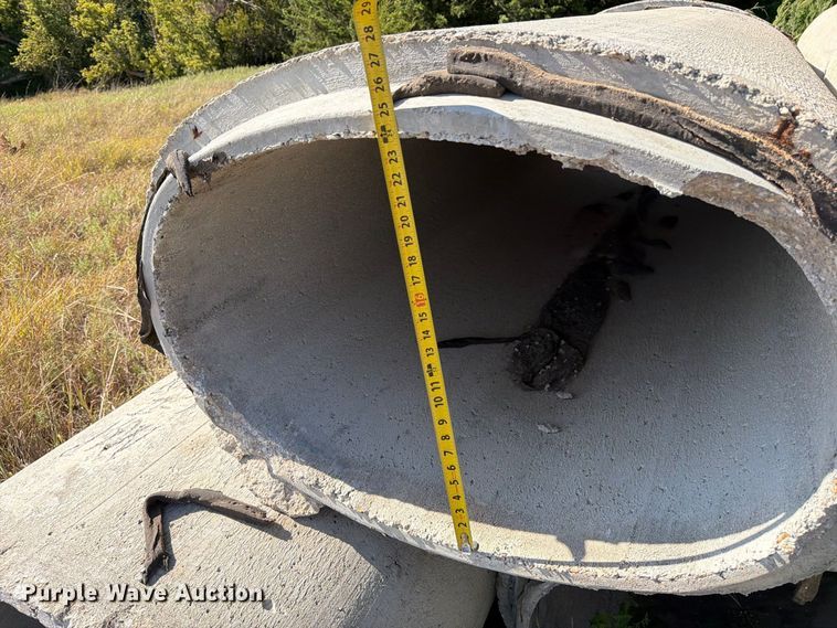 image for item EP7586 (33) concrete culverts