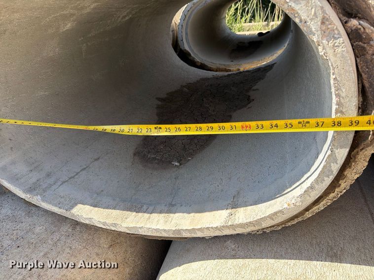 image for item EP7586 (33) concrete culverts