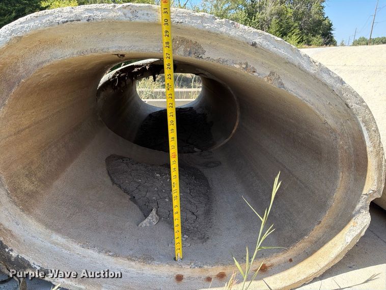 image for item EP7586 (33) concrete culverts