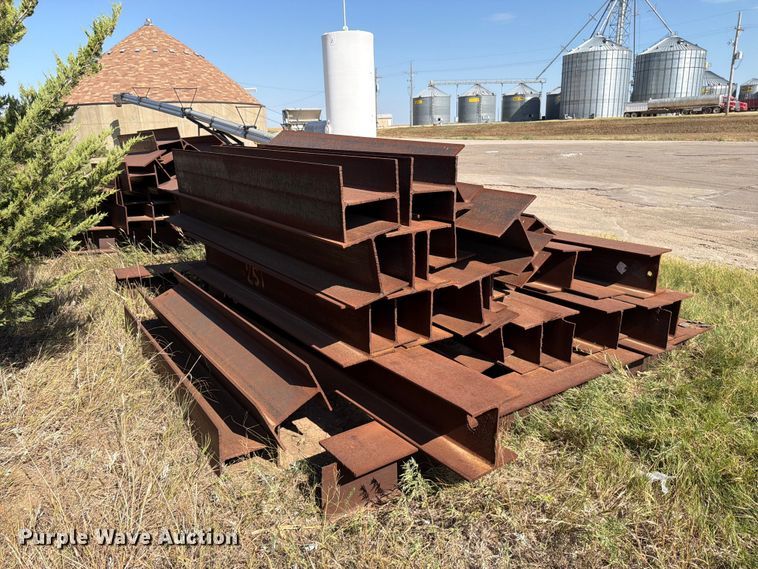 image for item EP7587 Approximately 100 H-beams