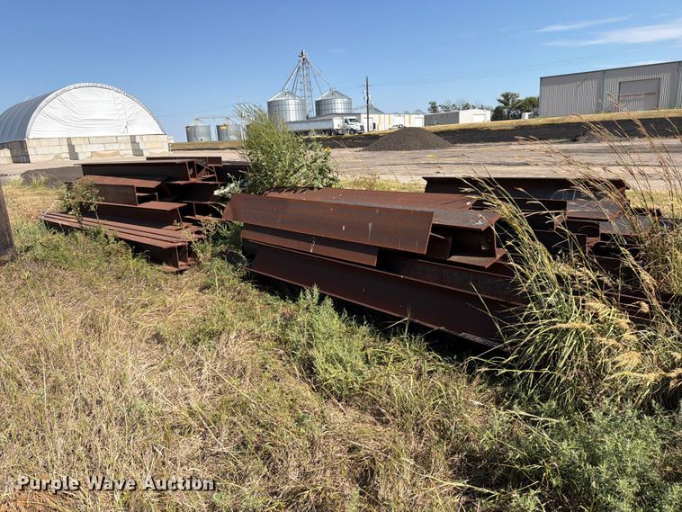 image for item EP7587 Approximately 100 H-beams