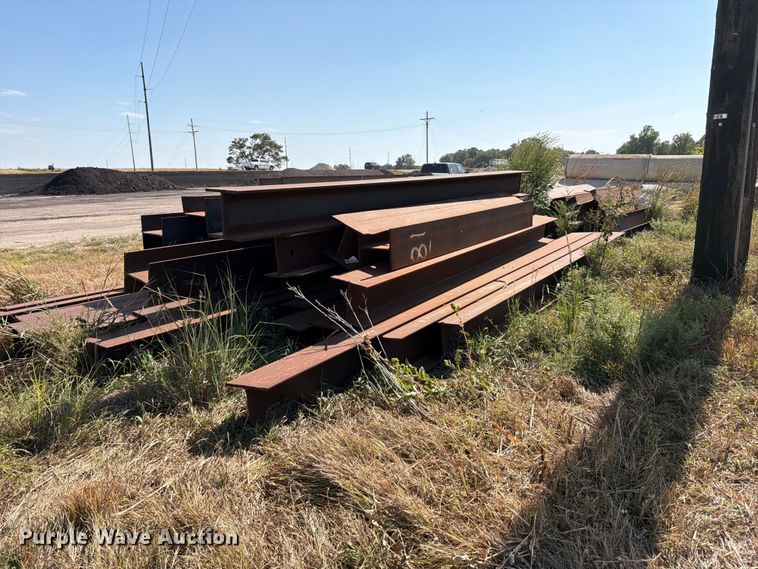image for item EP7587 Approximately 100 H-beams