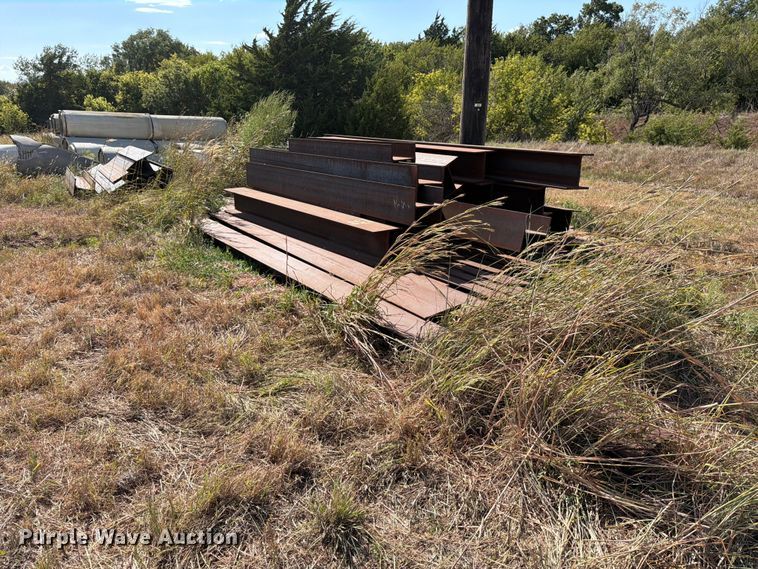 image for item EP7587 Approximately 100 H-beams