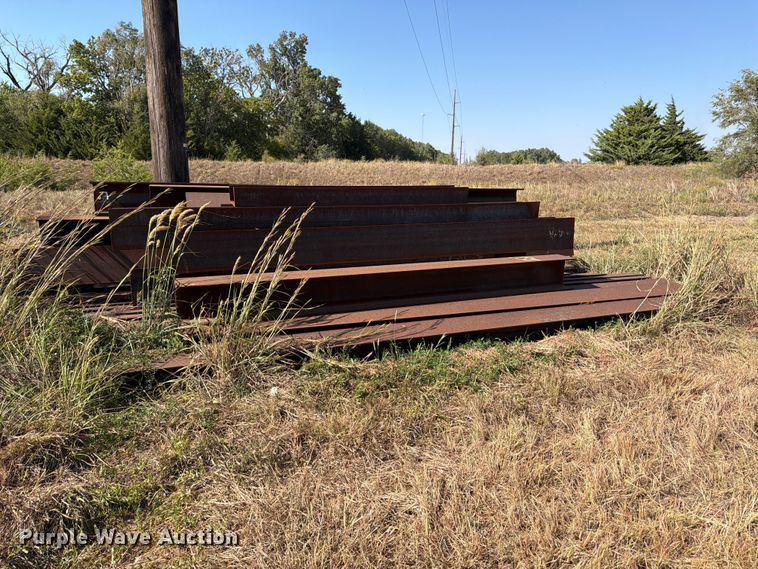image for item EP7587 Approximately 100 H-beams
