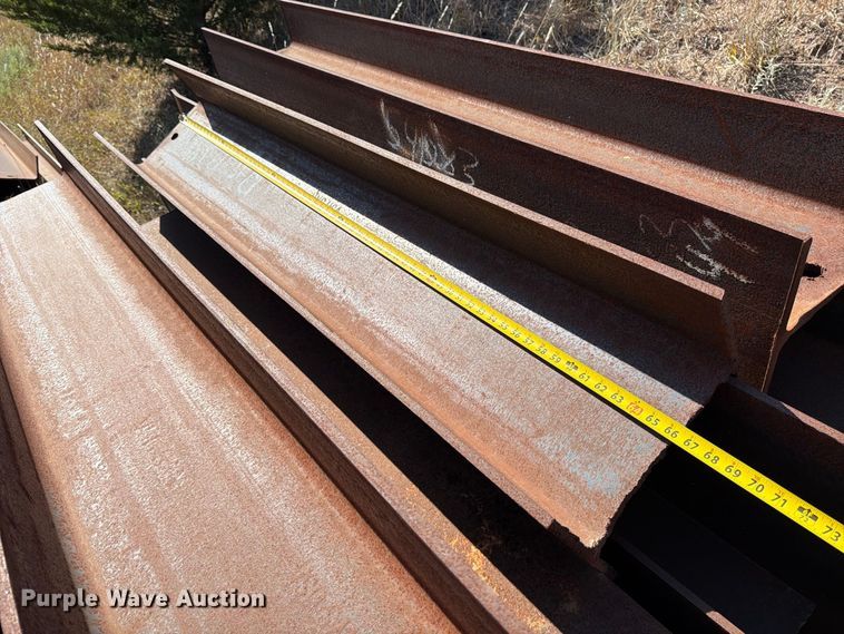 image for item EP7587 Approximately 100 H-beams