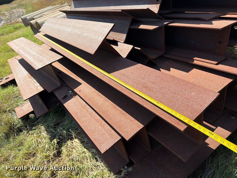 image for item EP7587 Approximately 100 H-beams