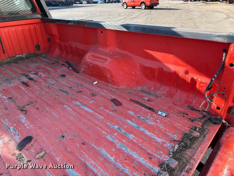 image for item EP7592 2010 Ford F250 Super Duty pickup truck