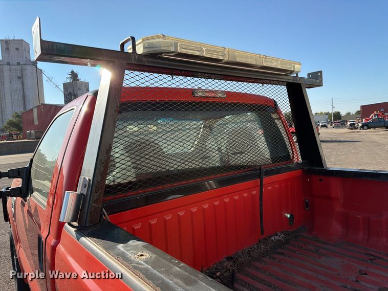 image for item EP7592 2010 Ford F250 Super Duty pickup truck
