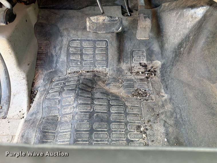 image for item EP7592 2010 Ford F250 Super Duty pickup truck