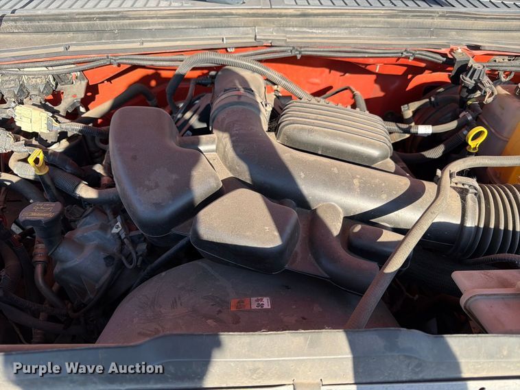 image for item EP7592 2010 Ford F250 Super Duty pickup truck