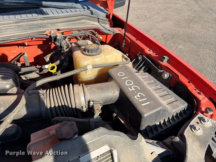 image for item EP7592 2010 Ford F250 Super Duty pickup truck