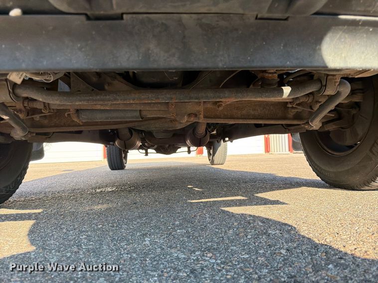 image for item EP7592 2010 Ford F250 Super Duty pickup truck