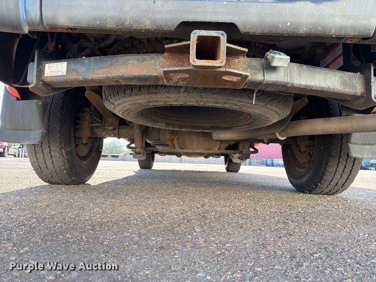 image for item EP7592 2010 Ford F250 Super Duty pickup truck