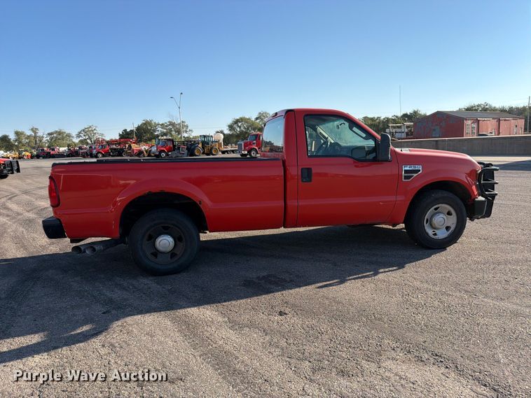 image for item EP7593 2008 Ford F250 Super Duty pickup truck