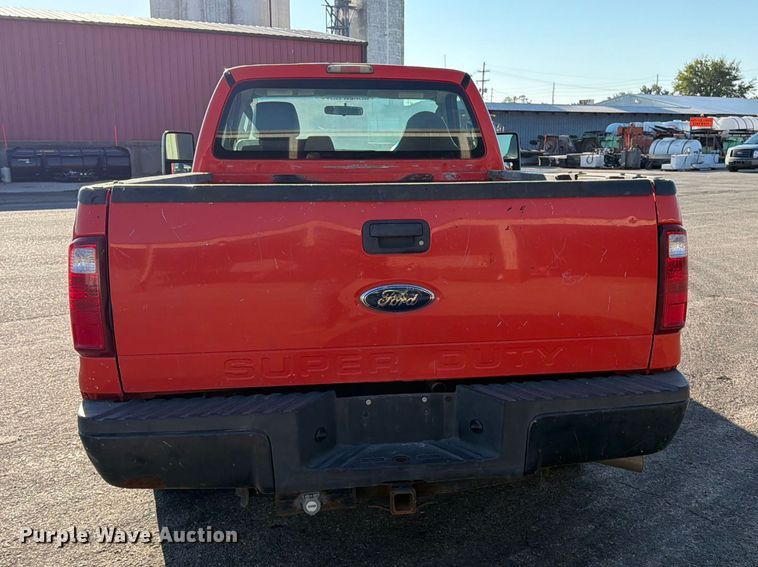 image for item EP7593 2008 Ford F250 Super Duty pickup truck