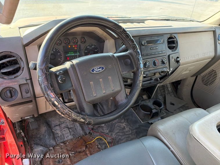 image for item EP7593 2008 Ford F250 Super Duty pickup truck