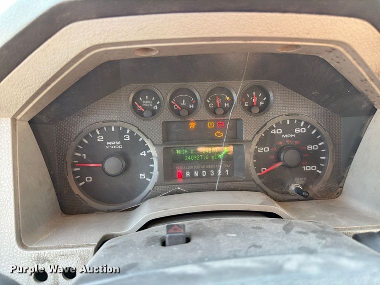 image for item EP7593 2008 Ford F250 Super Duty pickup truck