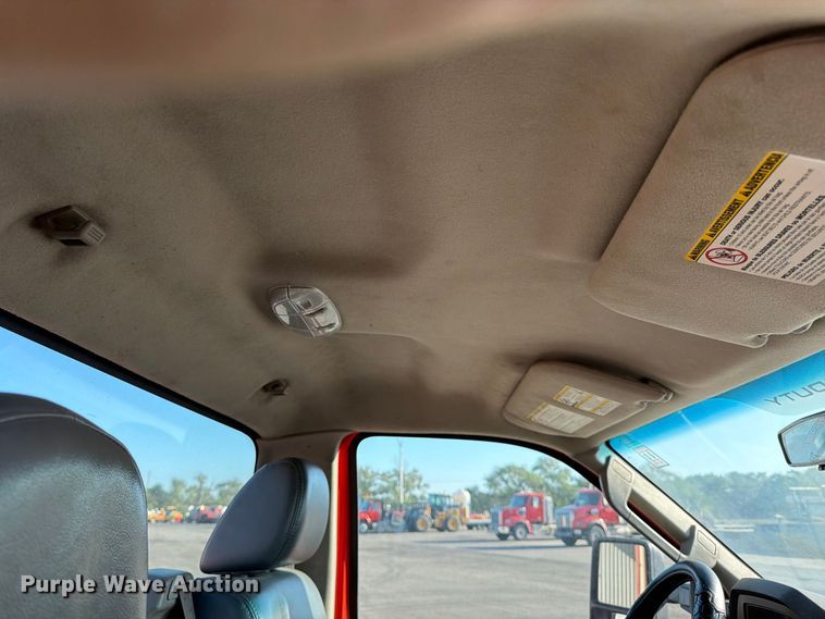 image for item EP7593 2008 Ford F250 Super Duty pickup truck