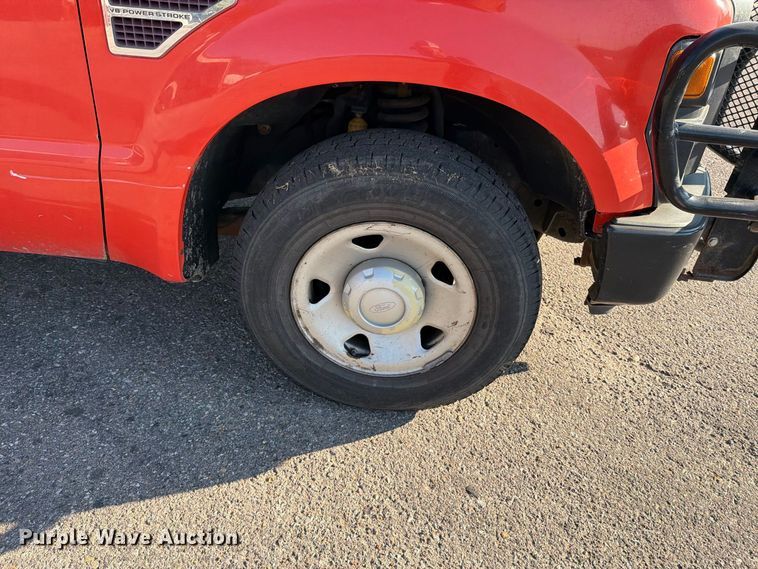 image for item EP7593 2008 Ford F250 Super Duty pickup truck