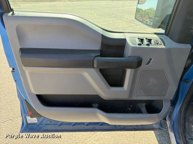 image for item EP7595 2015 Ford F150 Ext. Cab pickup truck