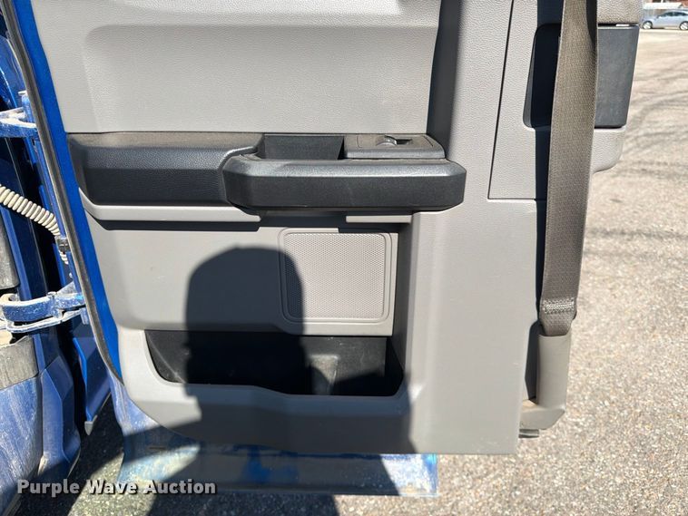 image for item EP7595 2015 Ford F150 Ext. Cab pickup truck