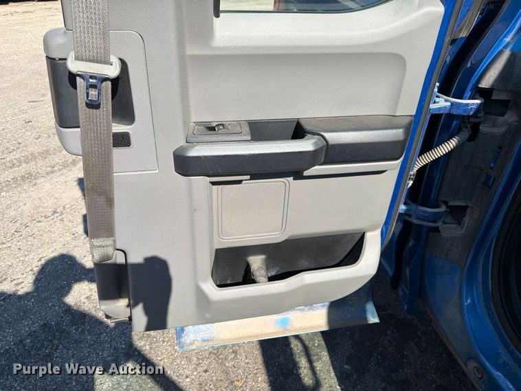 image for item EP7595 2015 Ford F150 Ext. Cab pickup truck