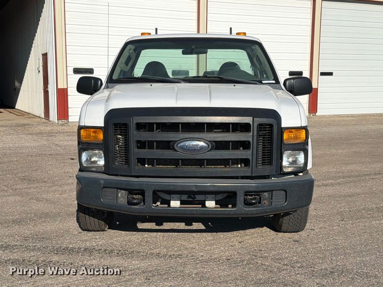 image for item EP7596 2008 Ford F250 Super Duty pickup truck