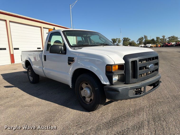 image for item EP7596 2008 Ford F250 Super Duty pickup truck