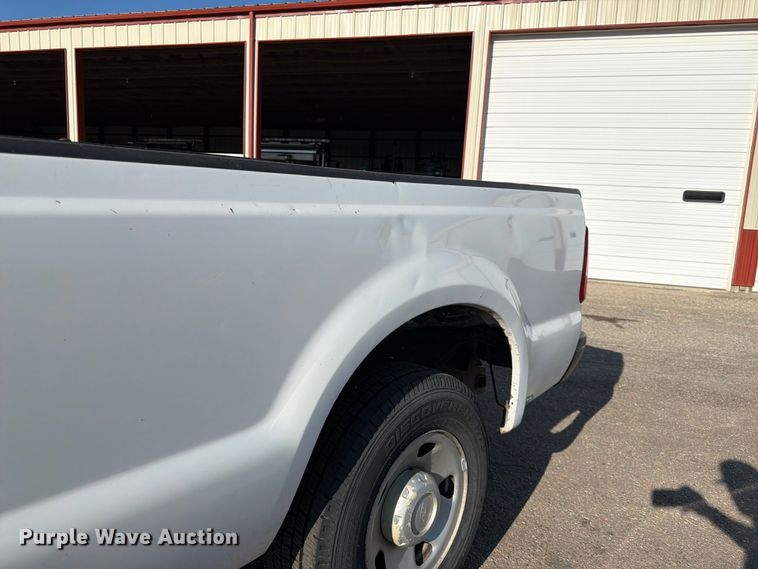 image for item EP7596 2008 Ford F250 Super Duty pickup truck