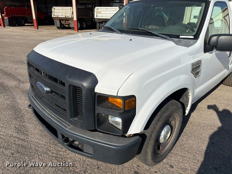 image for item EP7596 2008 Ford F250 Super Duty pickup truck